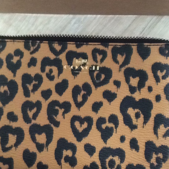 Coach print wristlet - Picture 7 of 8